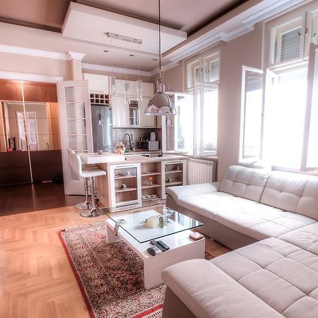 Crown Apartment - Your Royal Stay ベオグラード エクステリア 写真