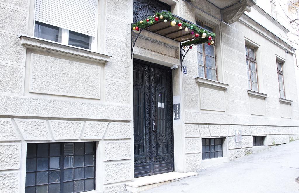 Crown Apartment - Your Royal Stay ベオグラード 部屋 写真