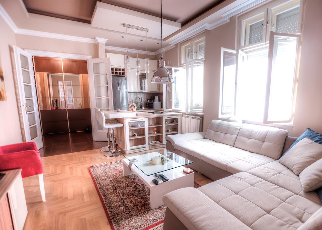 Crown Apartment - Your Royal Stay ベオグラード エクステリア 写真
